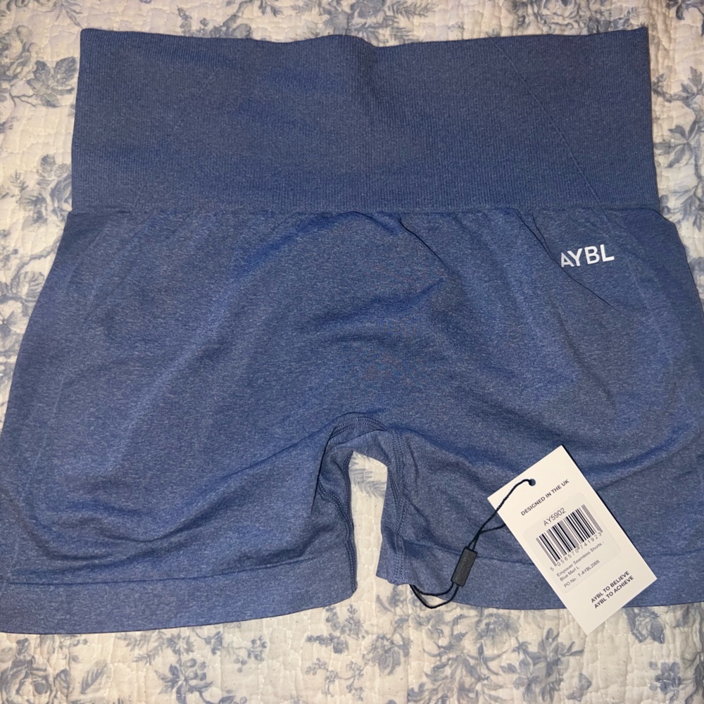 Abyl shorts size large brand new with tags